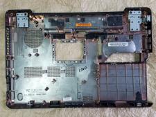Нижня частина Toshiba&nbsp;Satellite&nbsp;L500